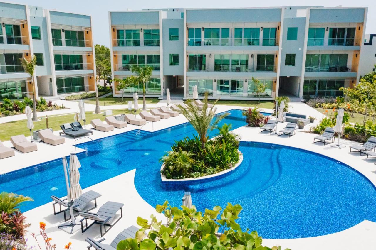 One Canal Point George Town Exterior photo