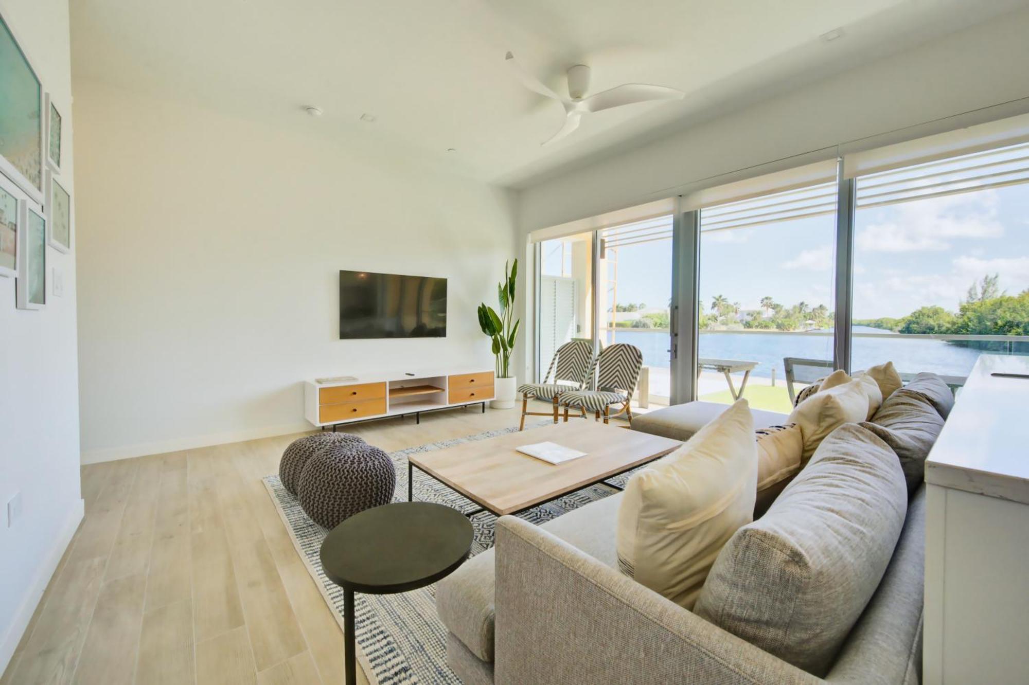 One Canal Point George Town Exterior photo